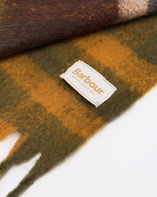 Barbour Isla Boucle Tartan Scarf