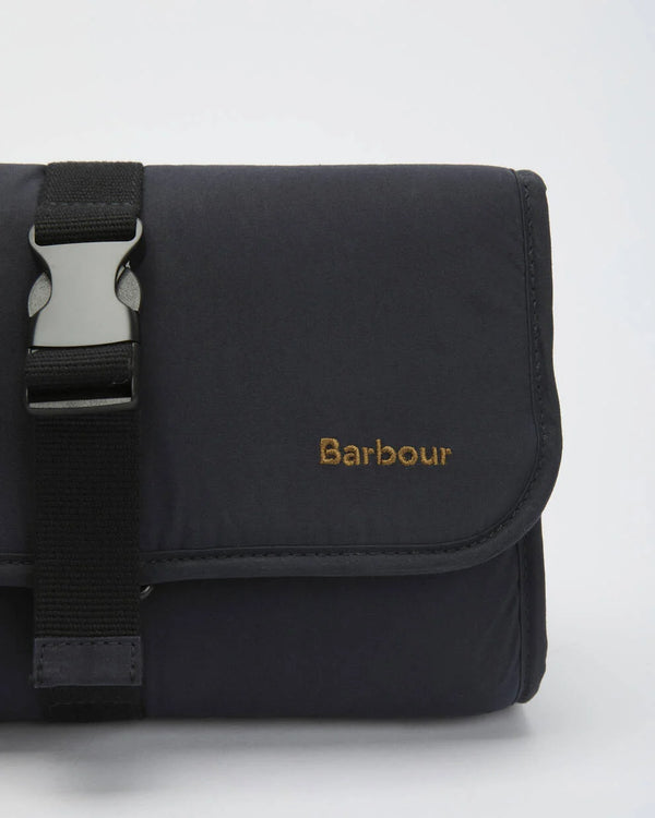 Barbour Transport Hanging Washbag