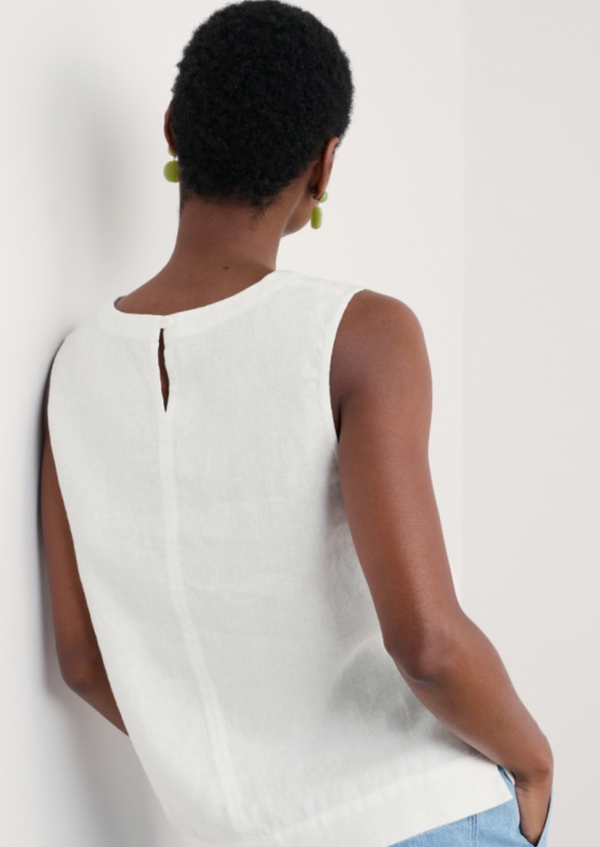 Seasalt Lighthouse Station Vest
